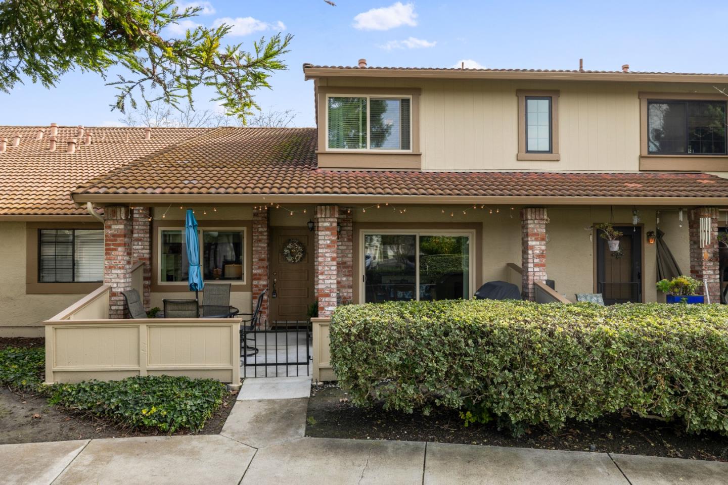 5451 Colony Green DR