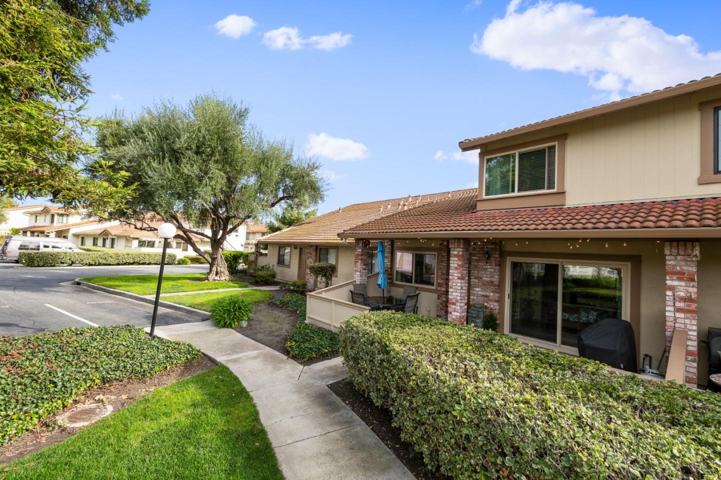 5451 Colony Green DR