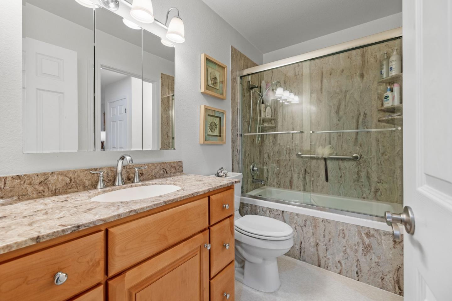 5451 Colony Green DR