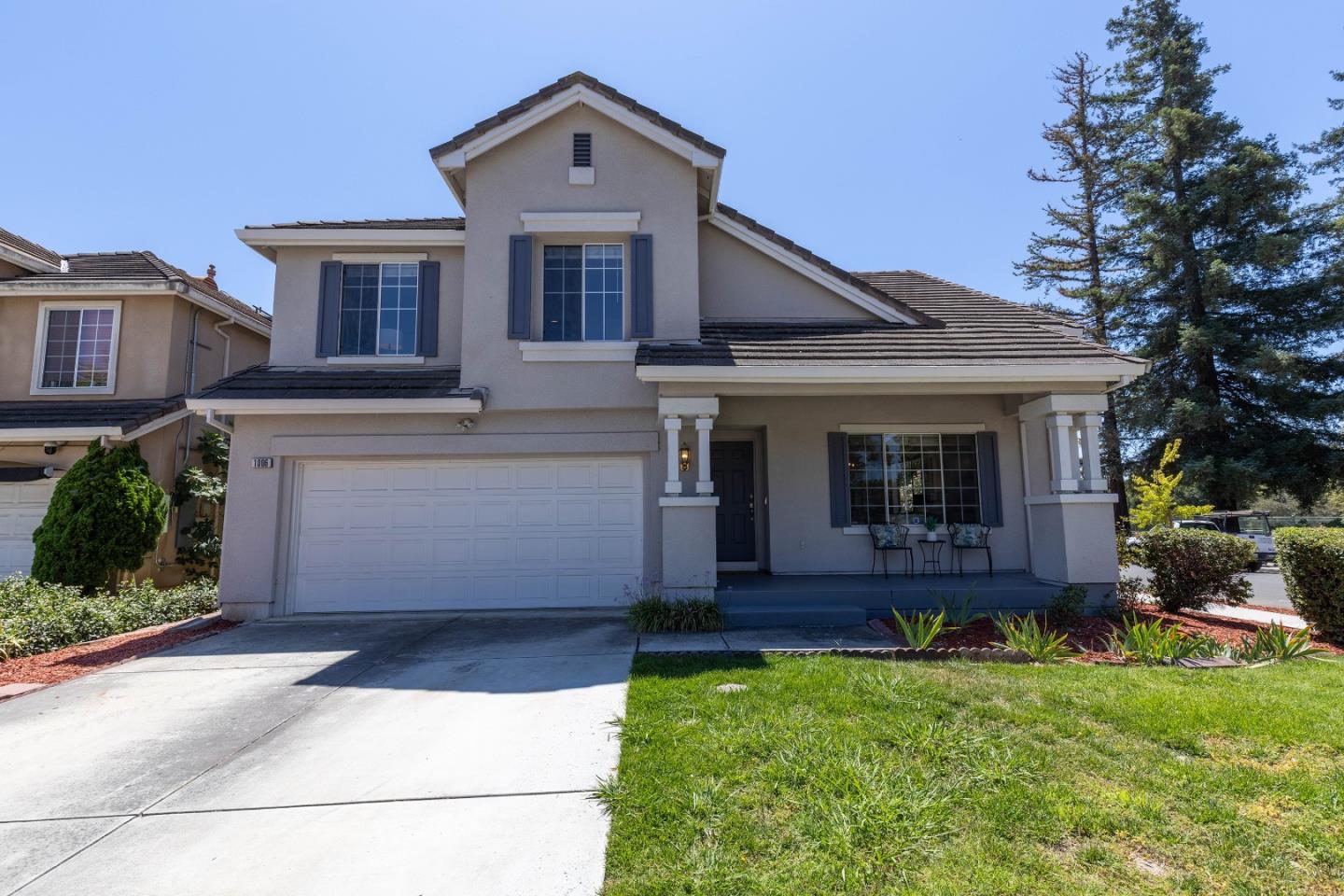 1006 Woodpark CT