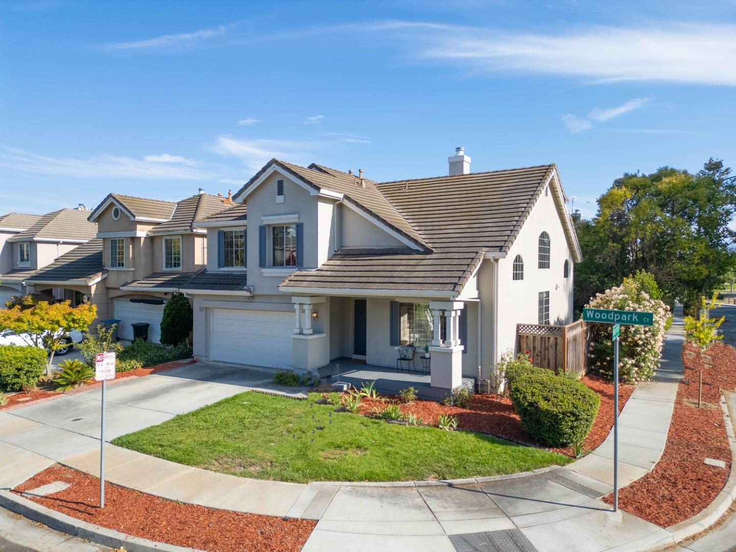 1006 Woodpark CT