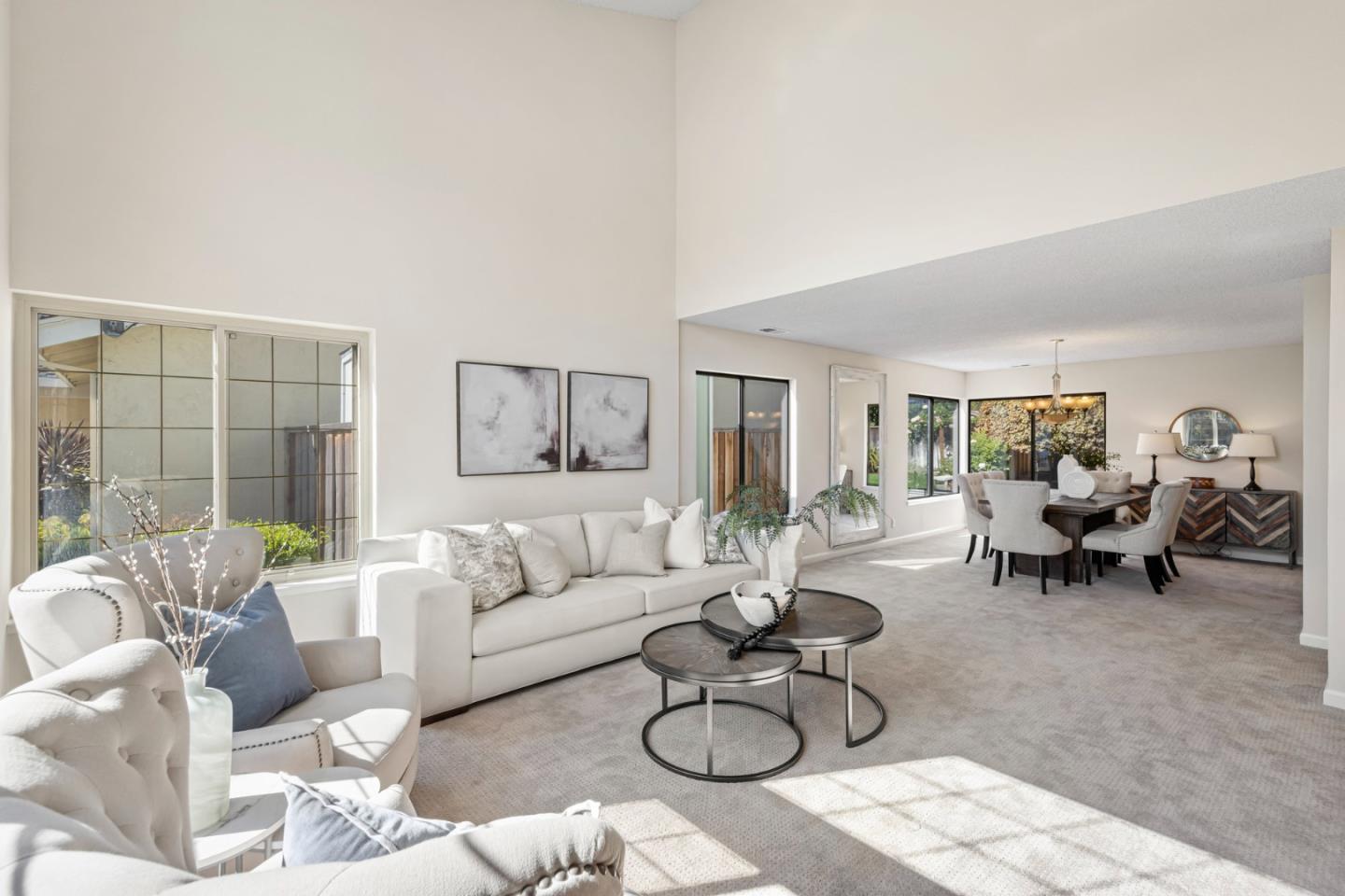 5245 Rio Lobo DR