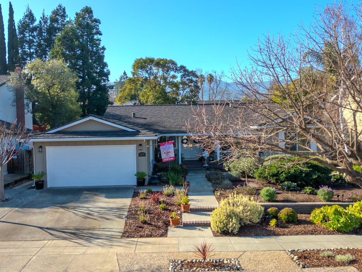 1024 Burlwood DR
