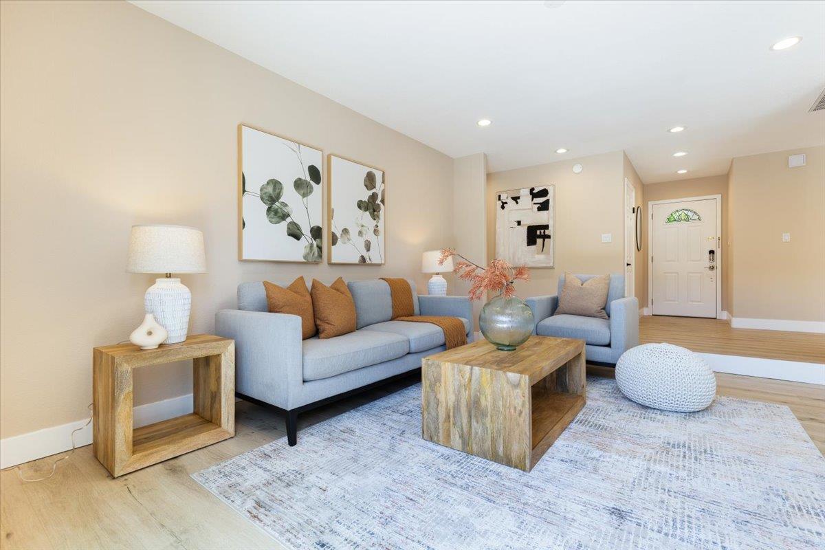 6434 Menlo DR