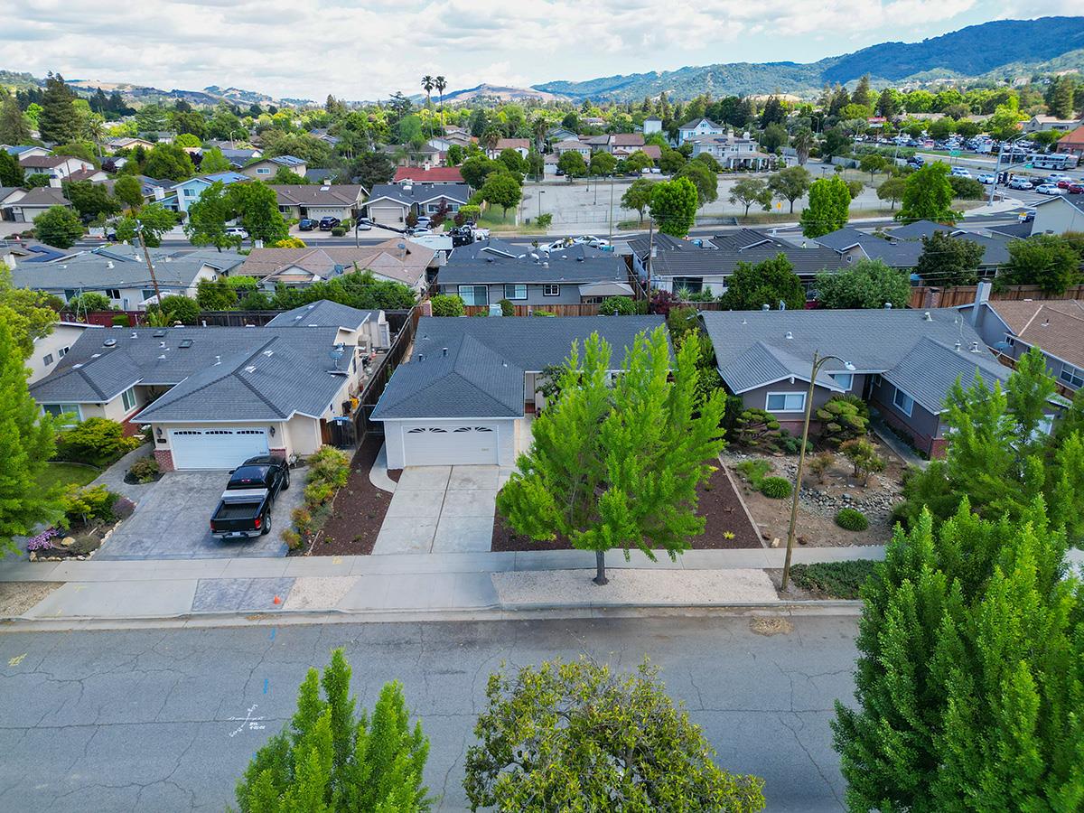 6434 Menlo DR