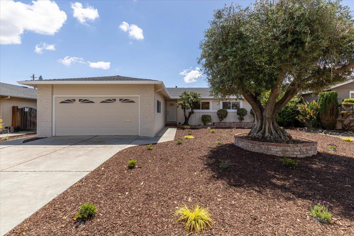 6434 Menlo DR