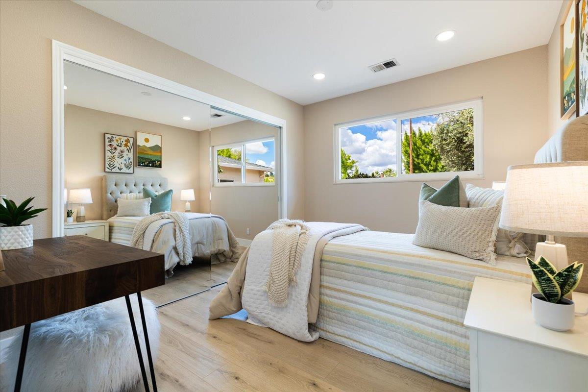 6434 Menlo DR