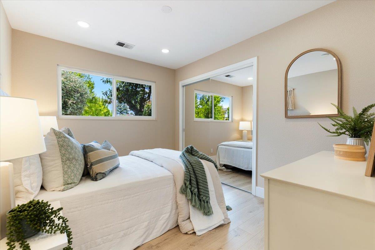 6434 Menlo DR