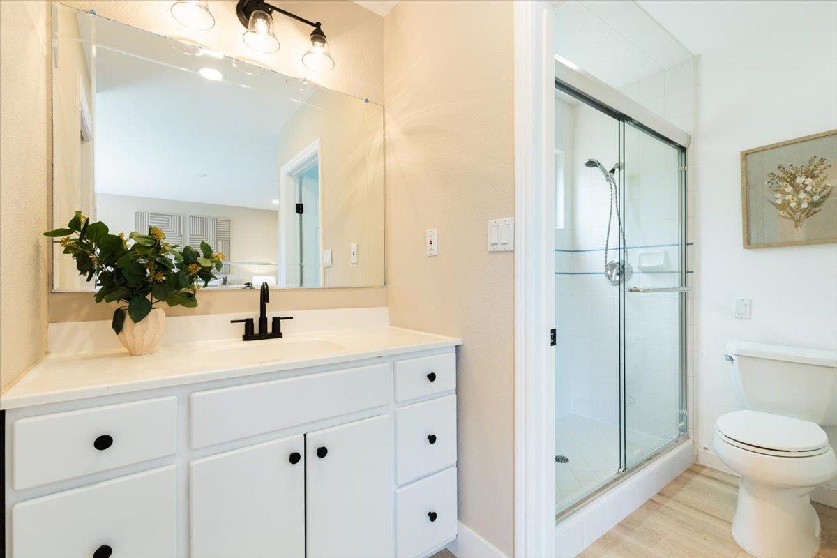 6434 Menlo DR