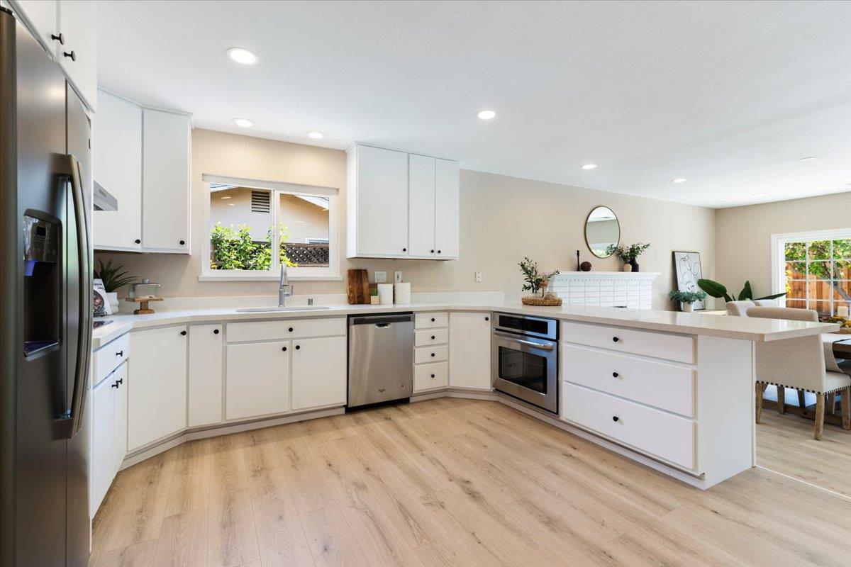 6434 Menlo DR