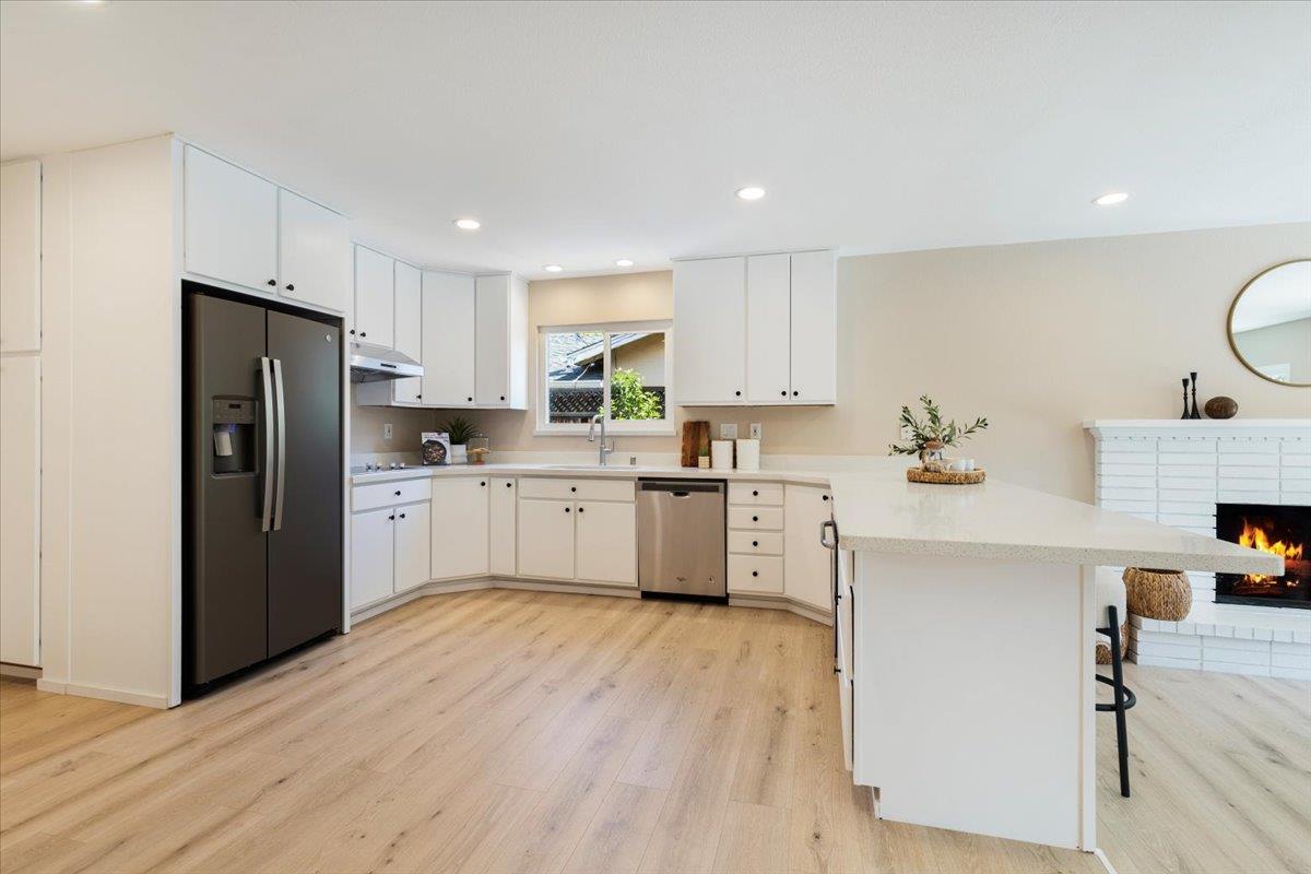 6434 Menlo DR