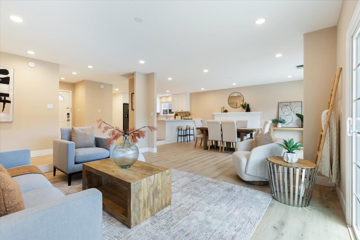 6434 Menlo DR