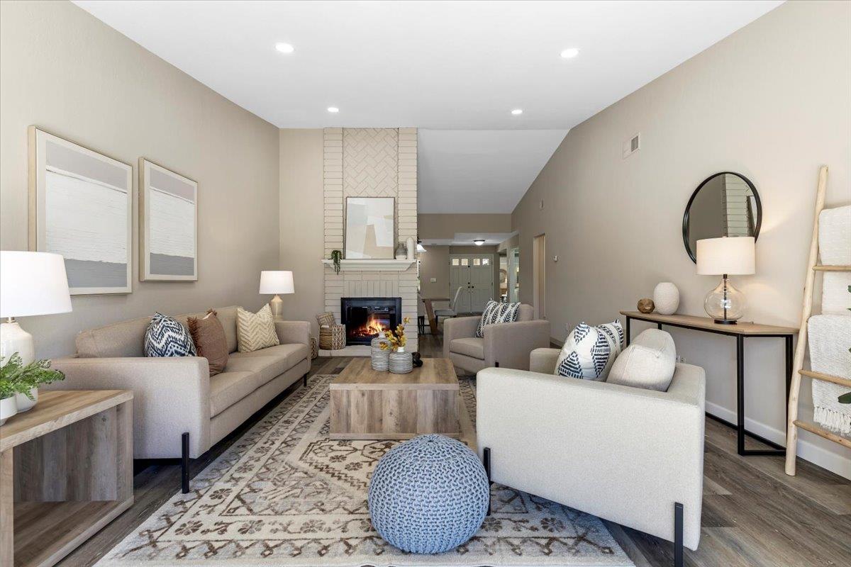 1108 Camber Tree CT