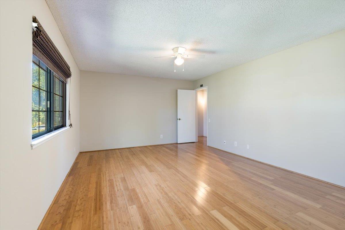 5453 Colony Green Drive