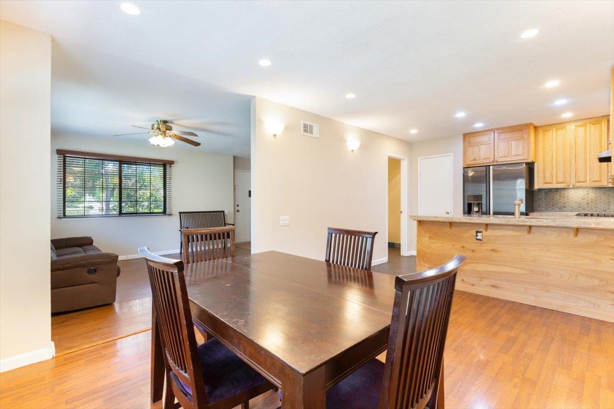 5453 Colony Green Drive