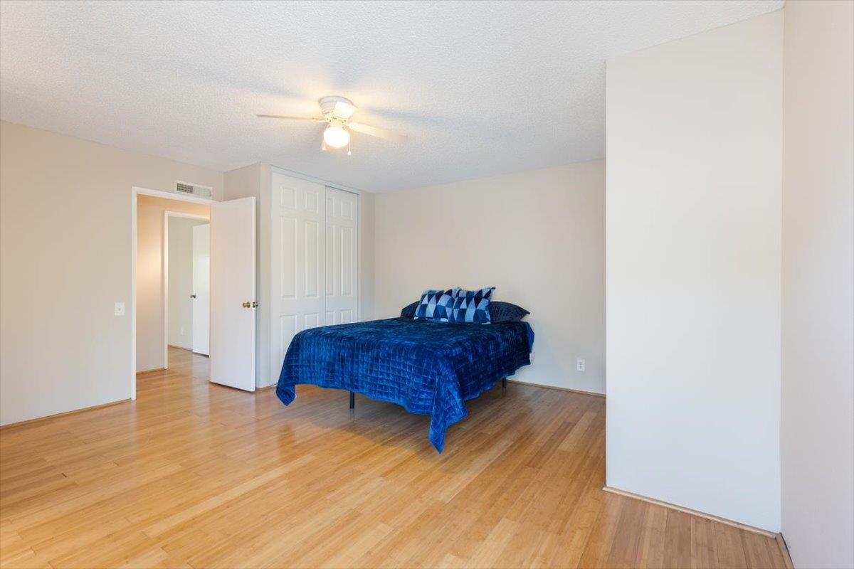 5453 Colony Green Drive