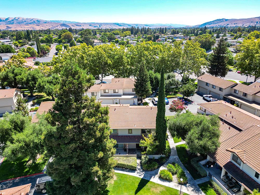 5453 Colony Green Drive