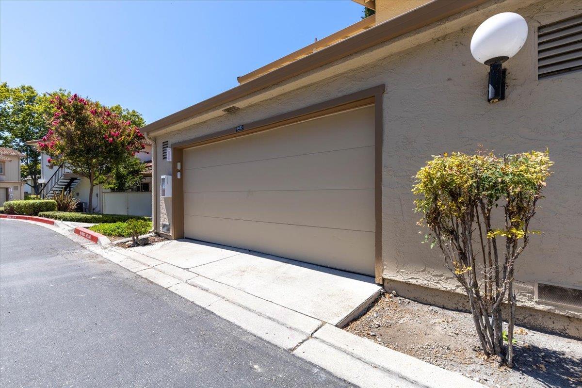 5453 Colony Green Drive