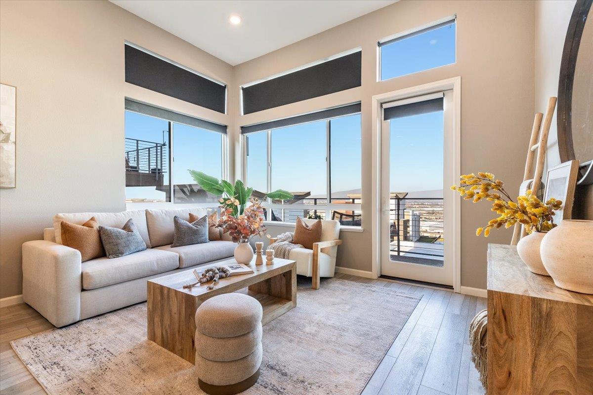 2981 Henry Miller Place 10