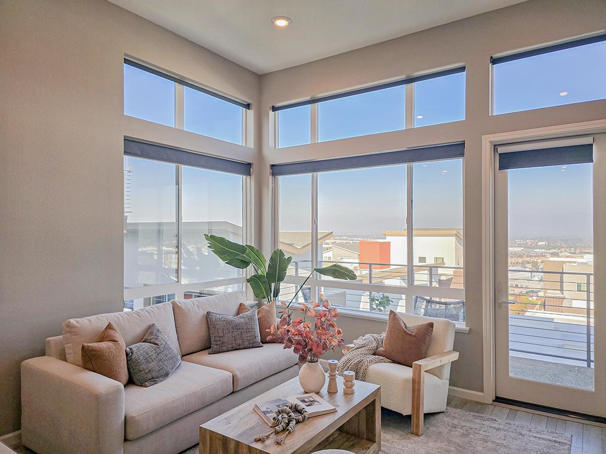 2981 Henry Miller Place 10