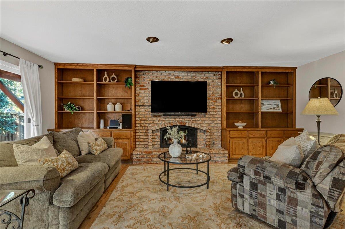1022 Burlwood Drive