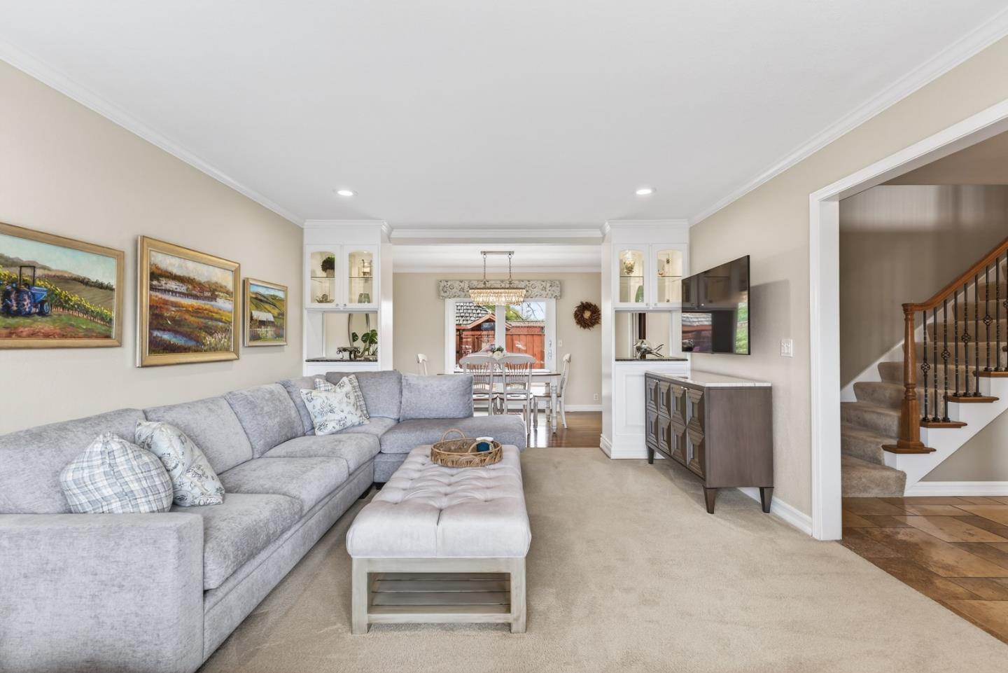 6050 Castello Drive