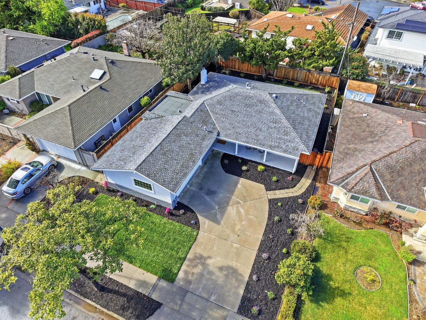 1523 Lochinvar Avenue