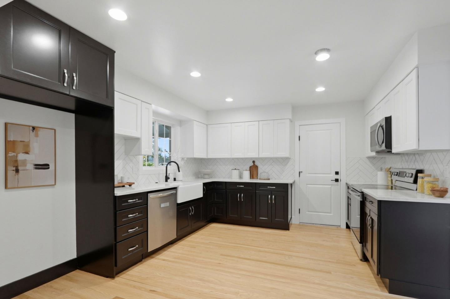 1523 Lochinvar Avenue