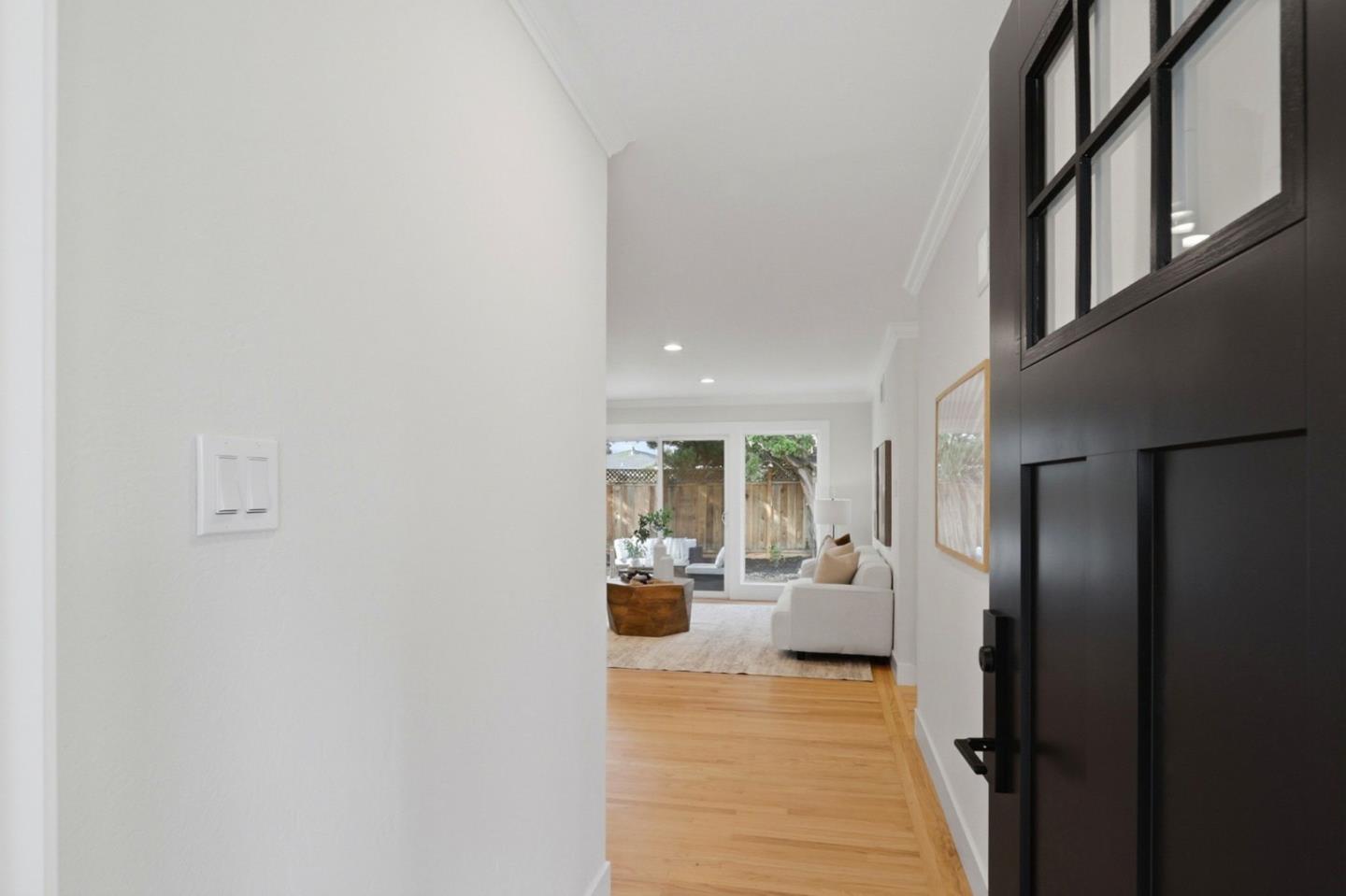 1523 Lochinvar Avenue