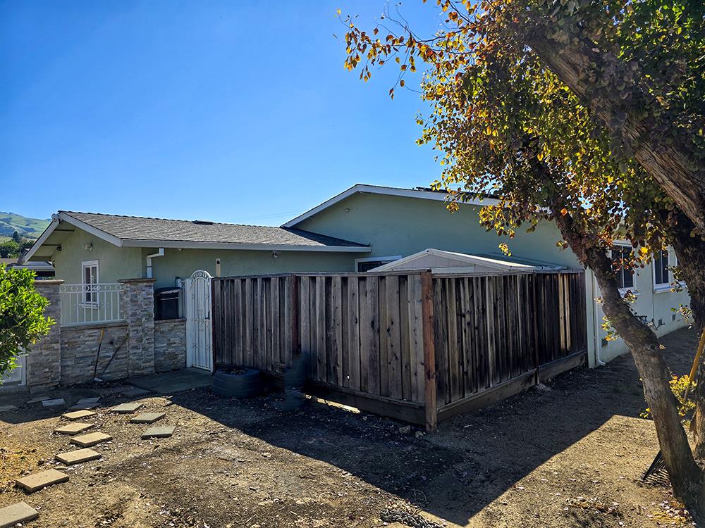 1582 Fall Avenue