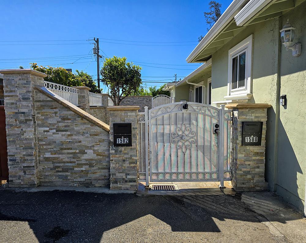 1582 Fall Avenue