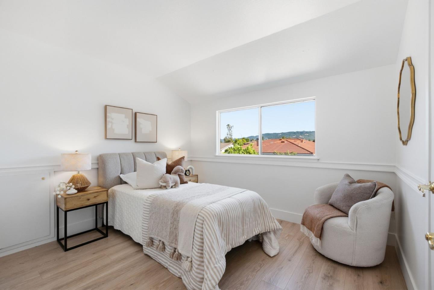 6088 Knoll Park Court