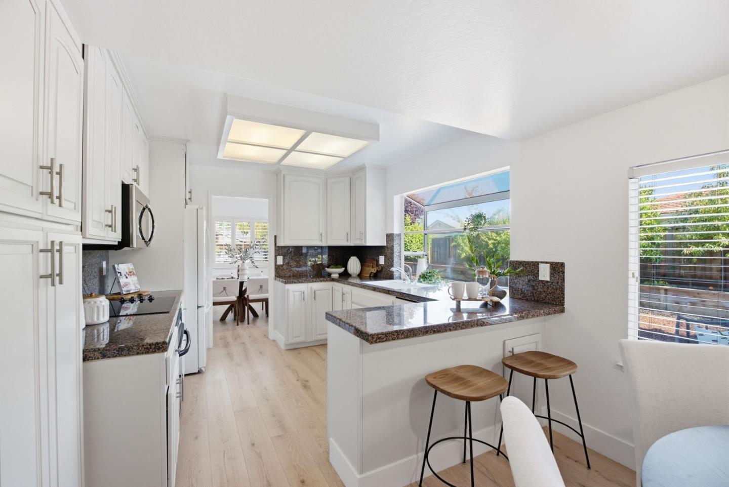 6088 Knoll Park Court