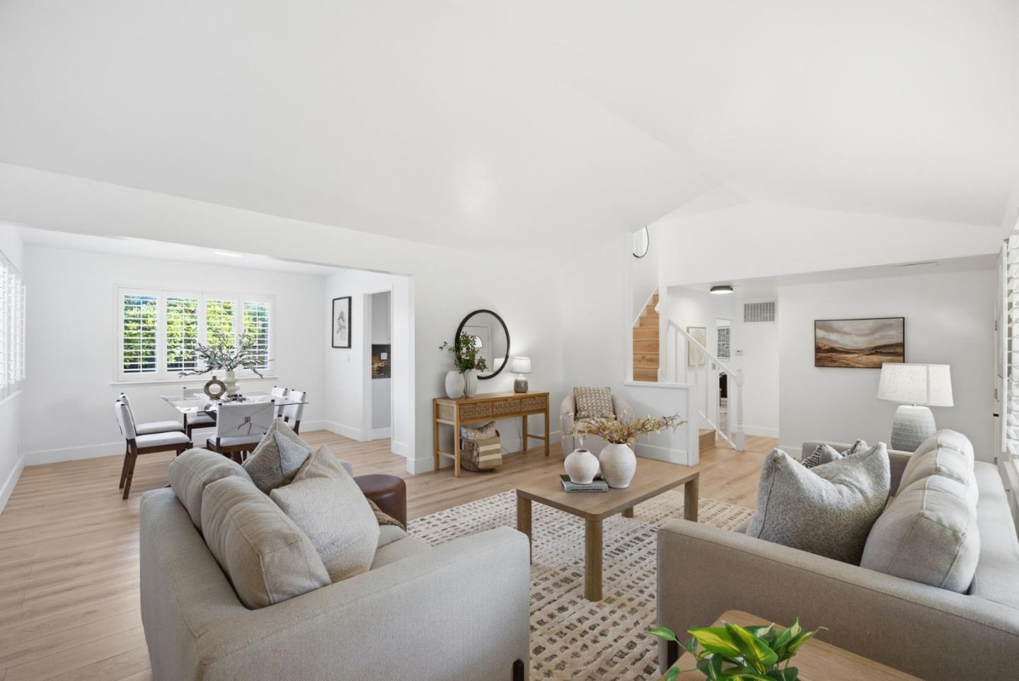 6088 Knoll Park Court