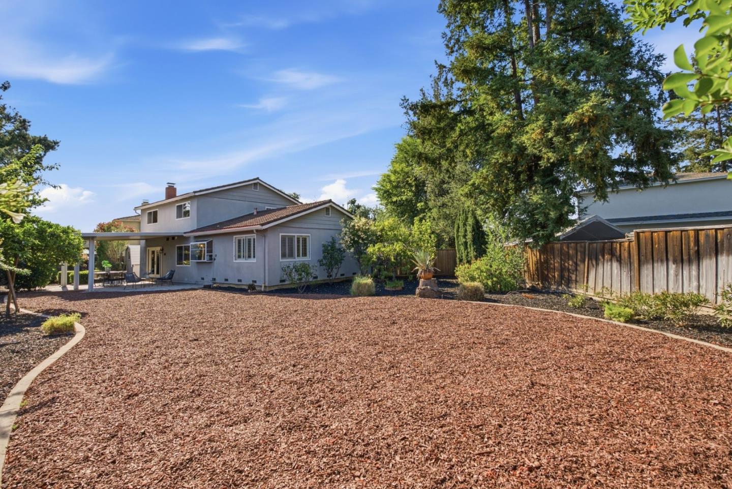 6088 Knoll Park Court