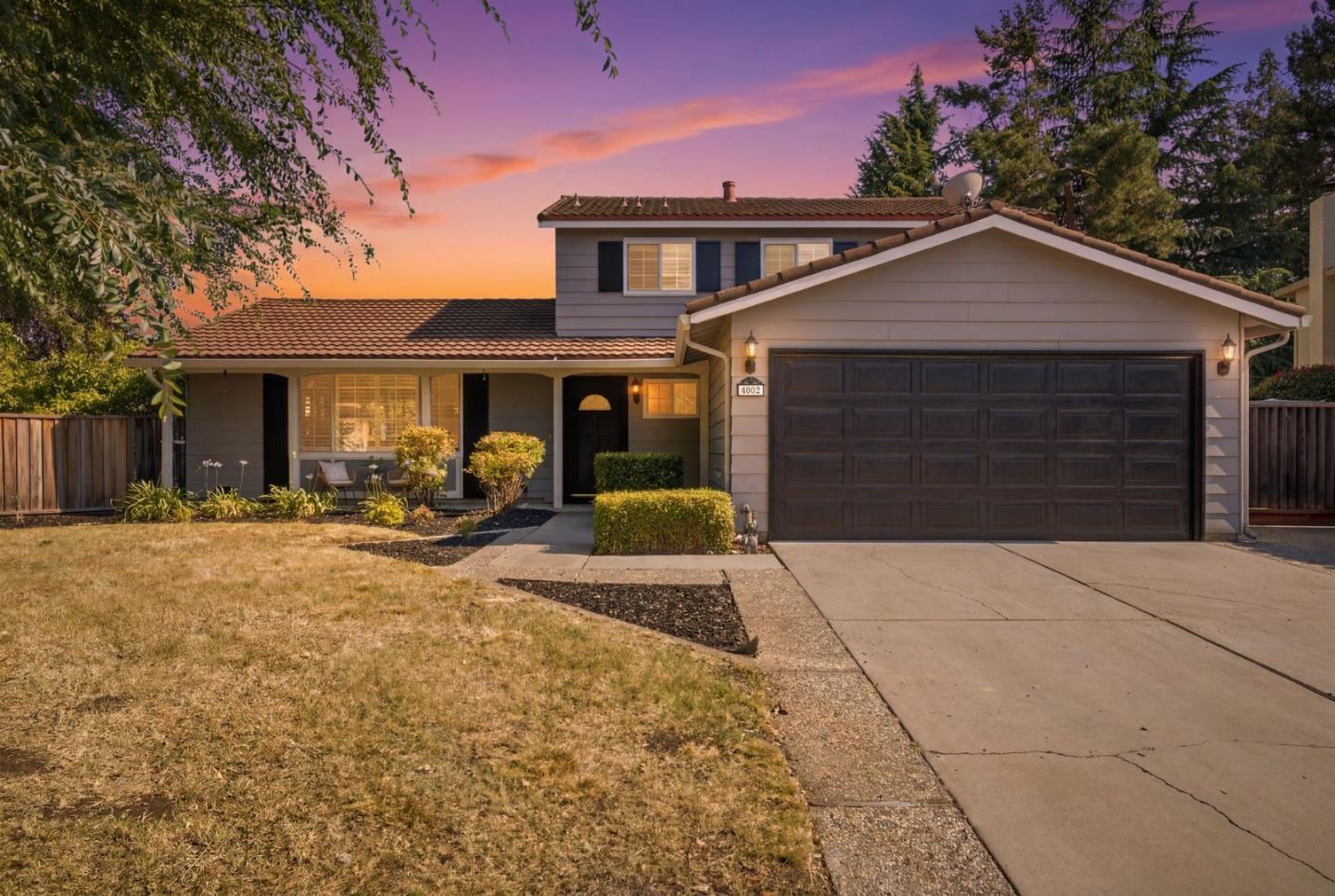 6088 Knoll Park Court