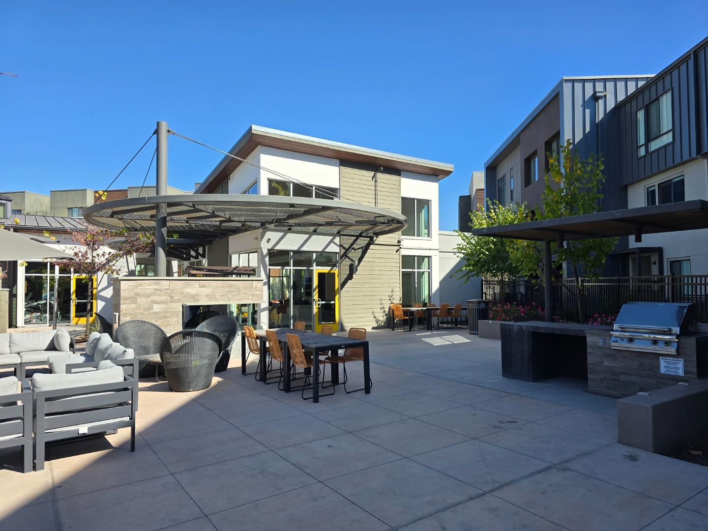 44887 S Grimmer BLVD 201