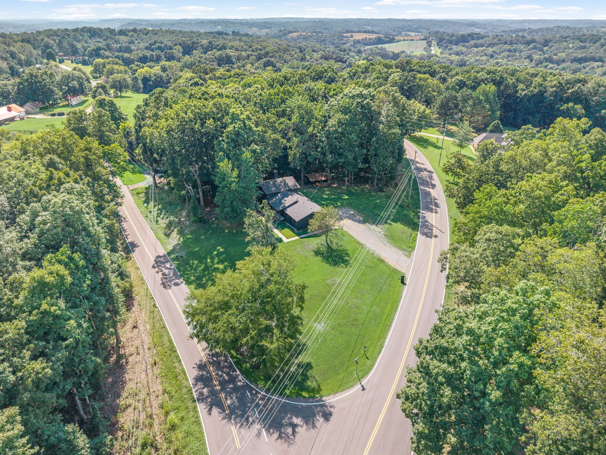 2050 Outlaw Rd