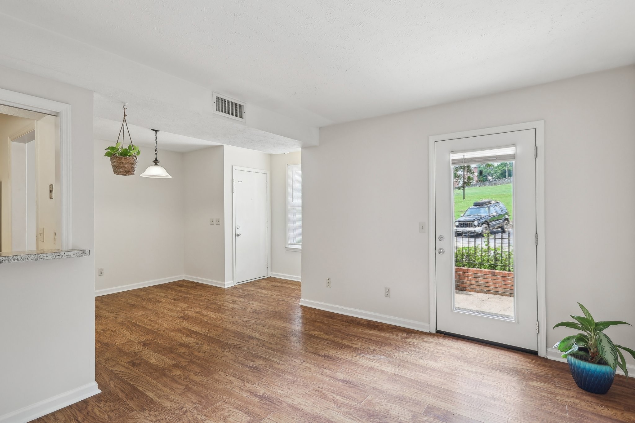 410 Stewarts Ferry Pike Unit: 410