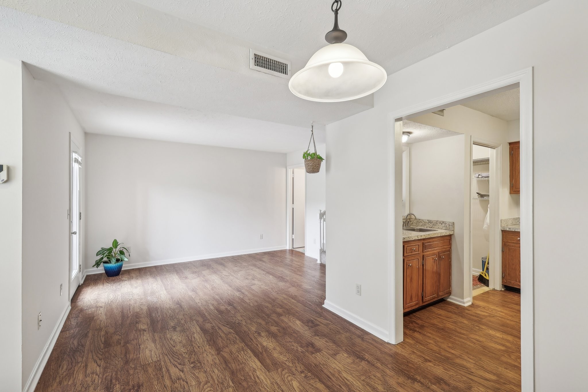 410 Stewarts Ferry Pike Unit: 410