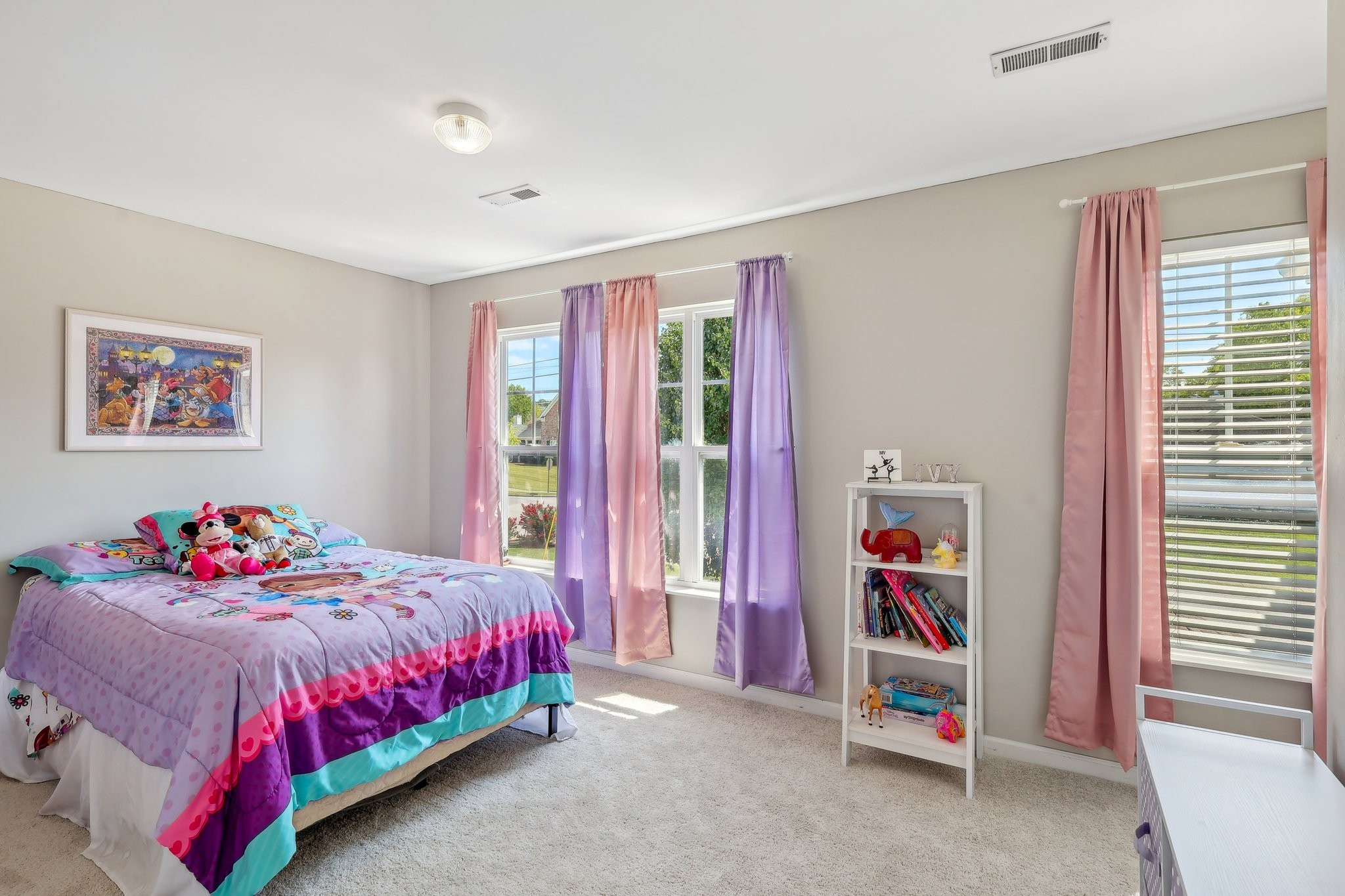8057 Boone Trce