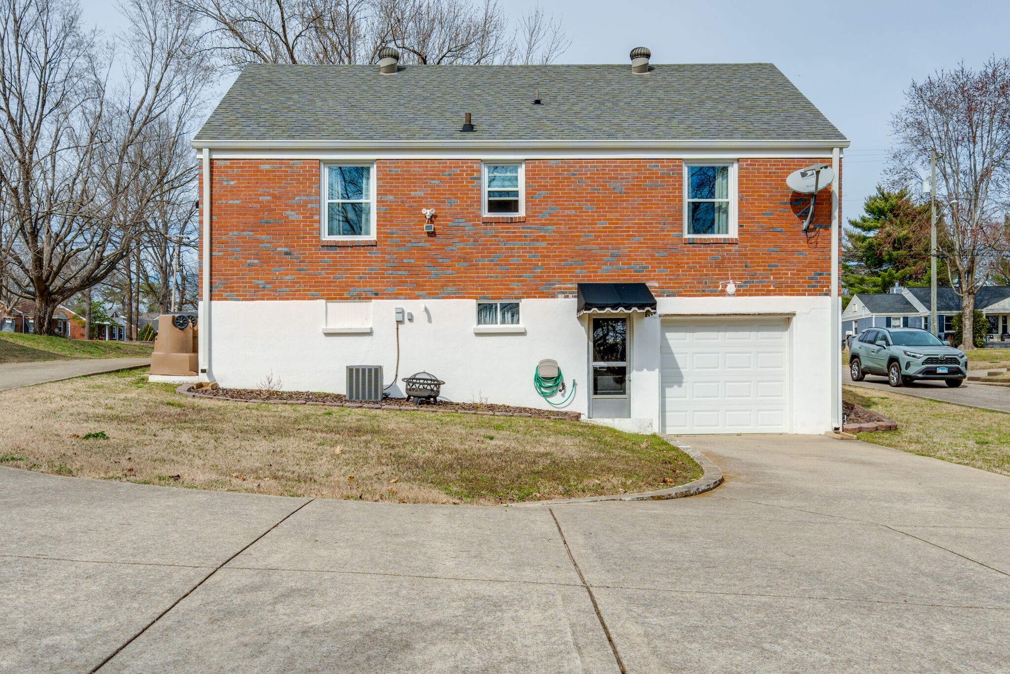 2514 Sheridan Rd