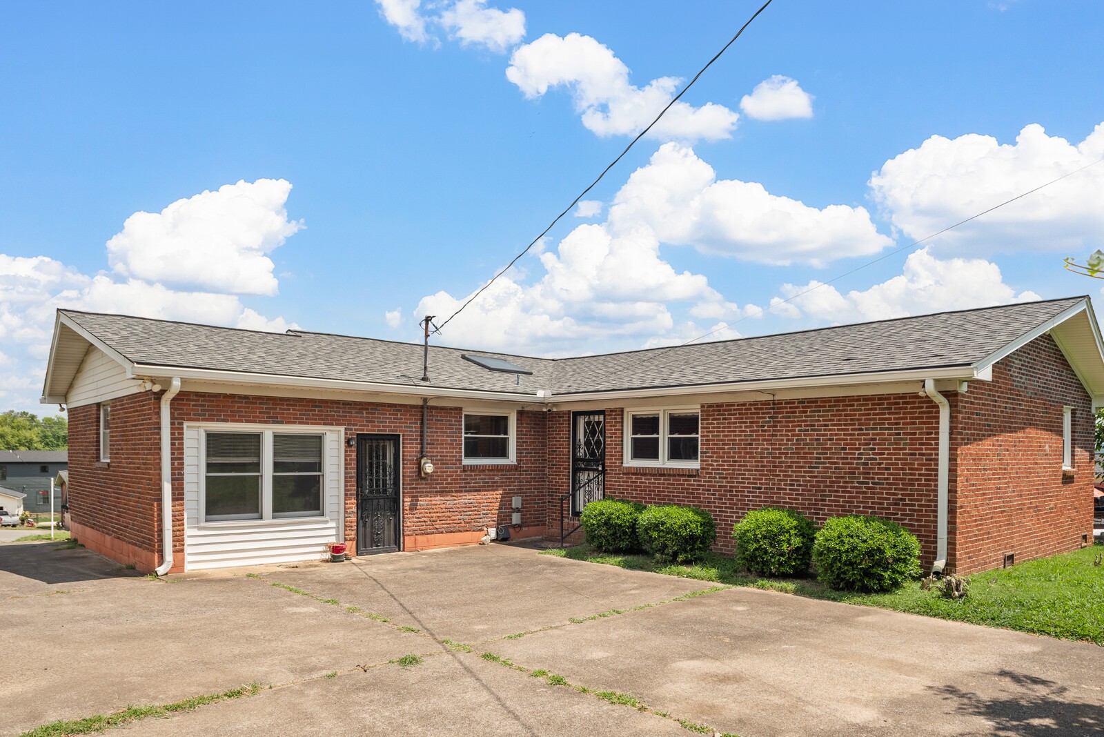 2817 Fortland Dr