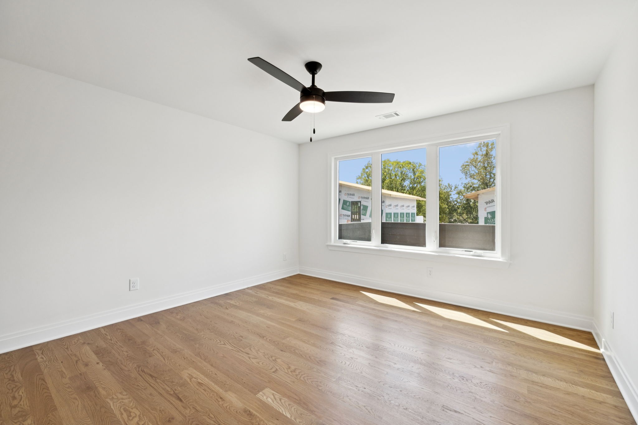 4D Belle Forrest Ave