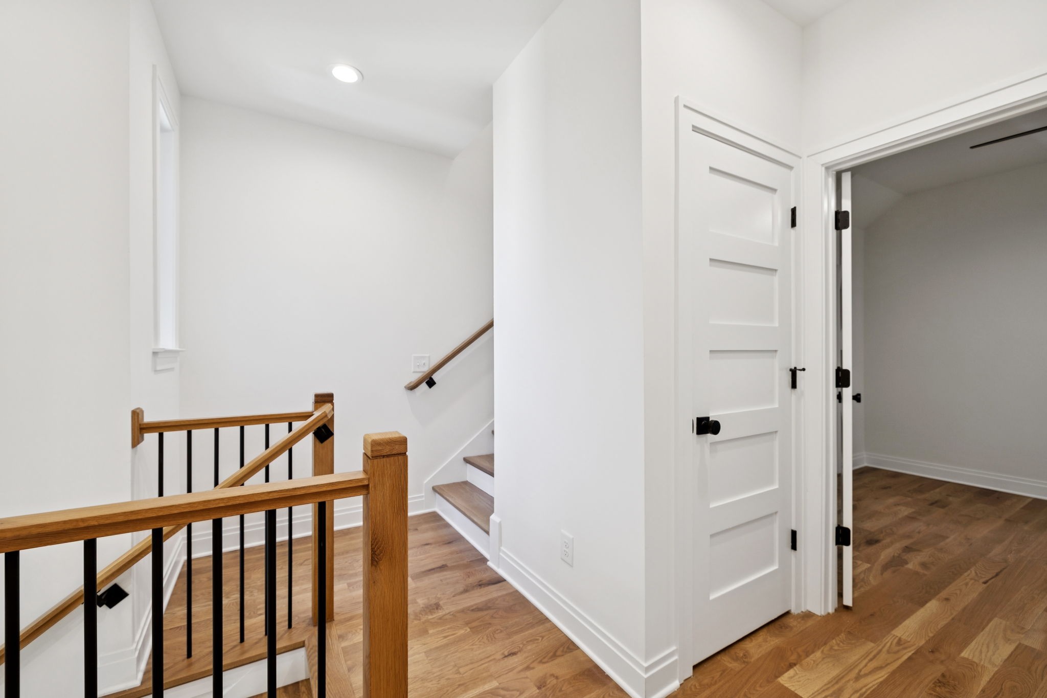 4D Belle Forrest Ave