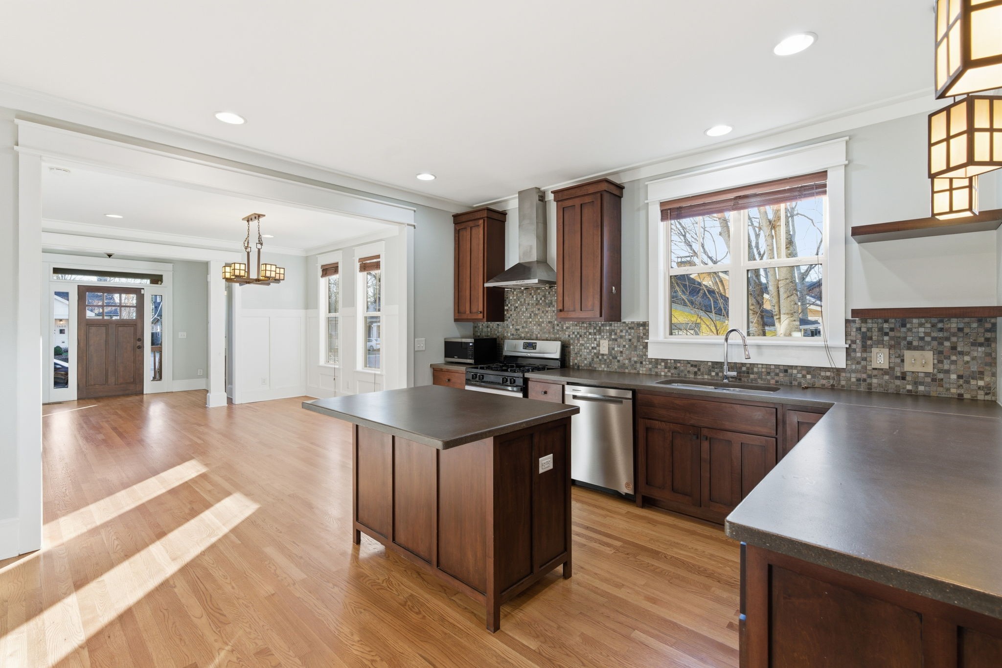 1601 Douglas Ave Unit: A