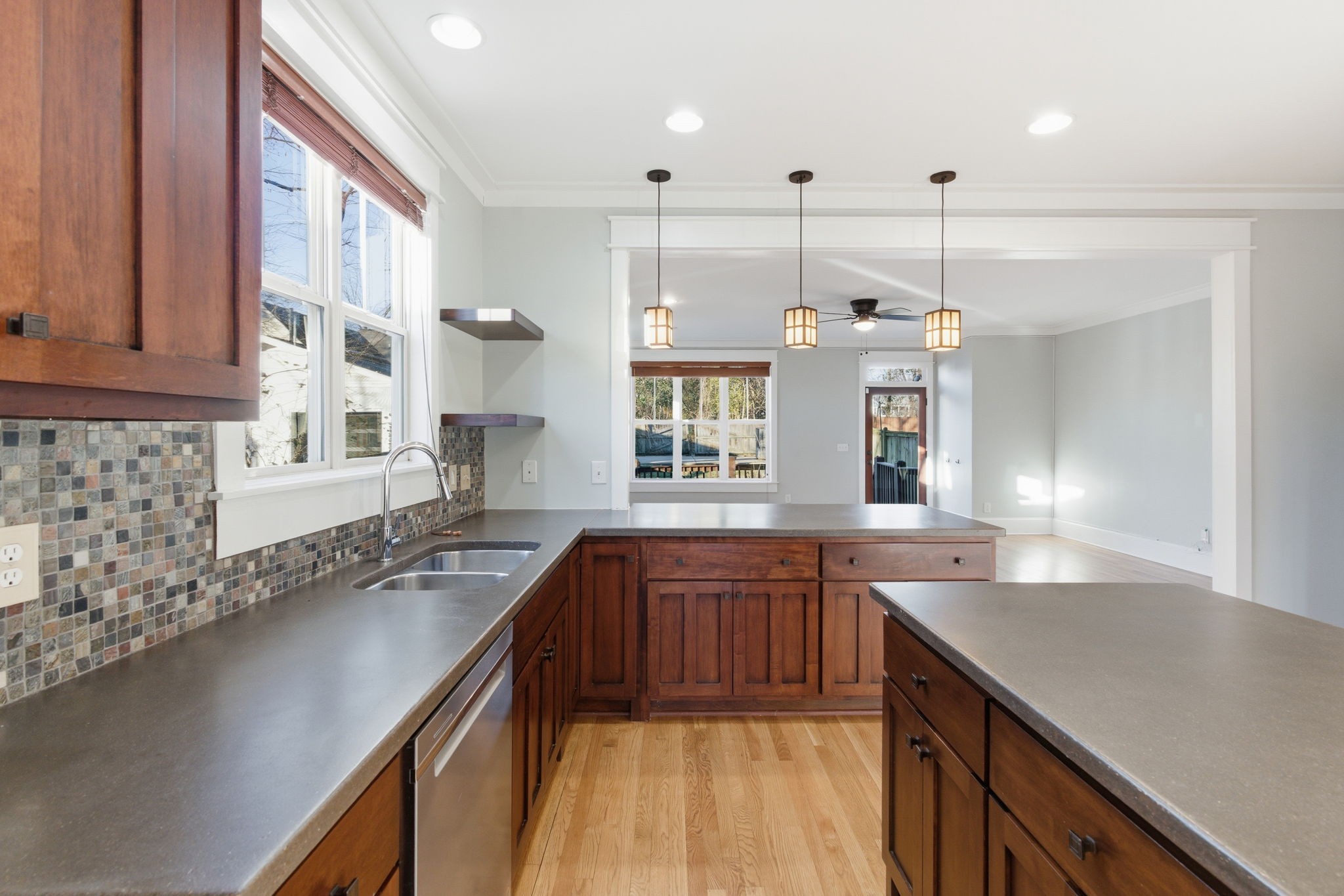 1601 Douglas Ave Unit: A