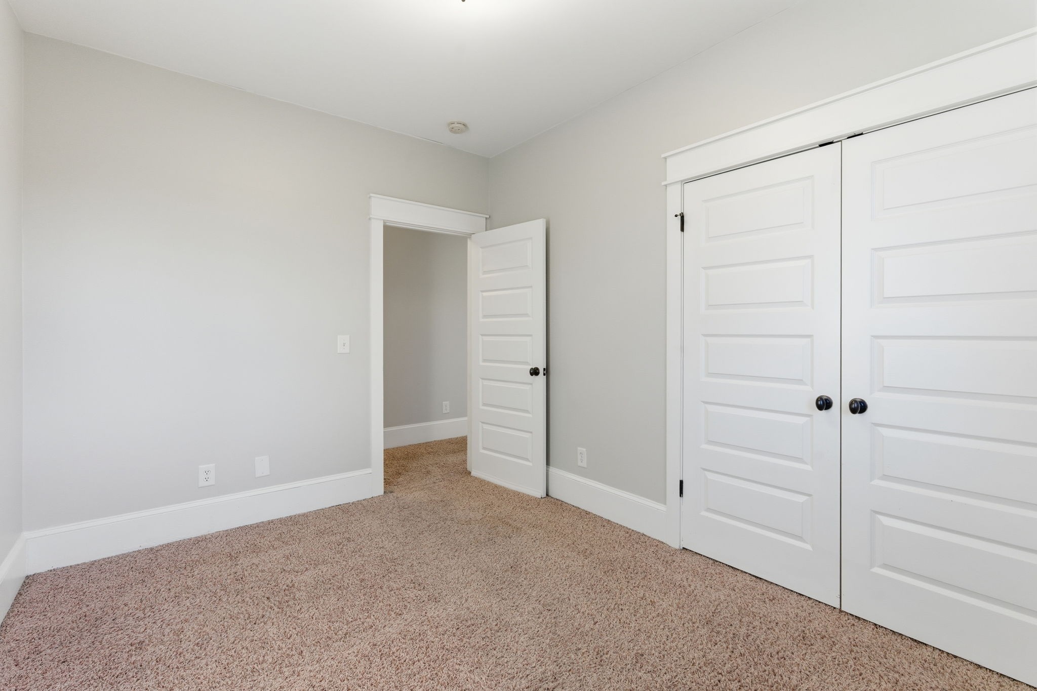 1601 Douglas Ave Unit: A