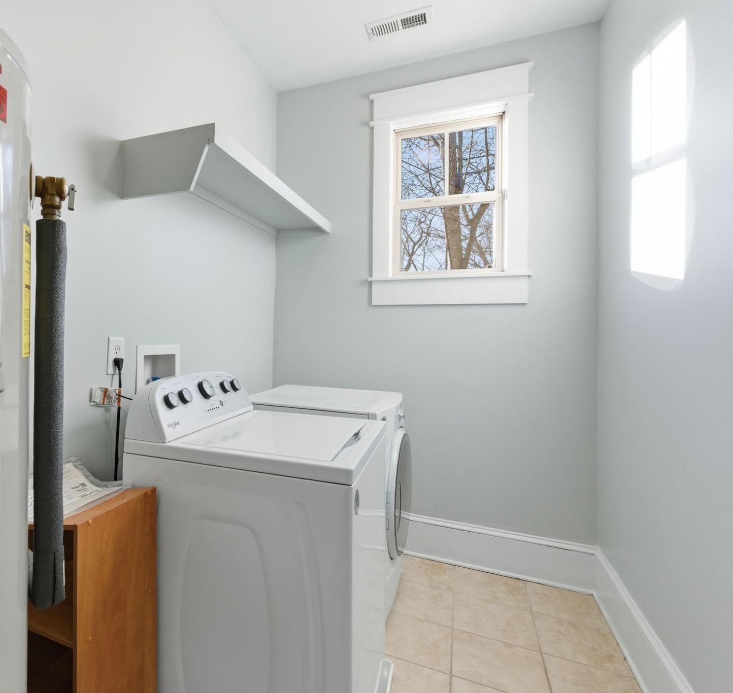 1601 Douglas Ave Unit: A