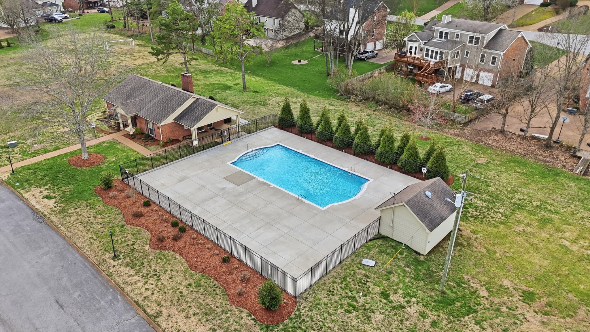 1015 Boxwood Dr